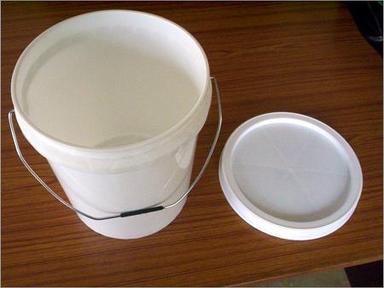 White Hdpe Bucket With Lid