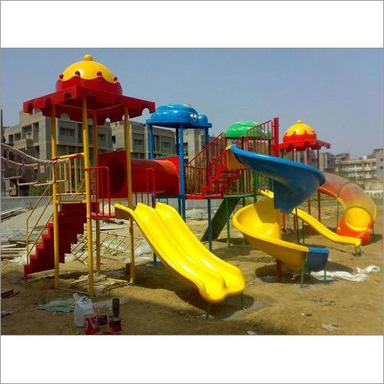 Four Stages Multiple Play System Capacity: 10*15 Children