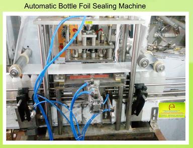  स्वचालित बोतल फ़ॉइल सीलिंग मशीन की क्षमता: 200 से 2400 बोतल प्रति मिनट। 