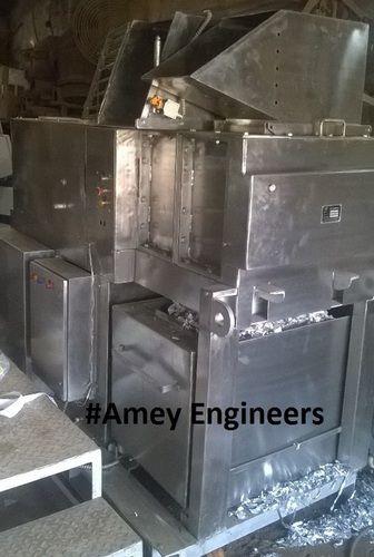 Industrial Heavy Duty Paper Shredder Bin Capacity: 150 Liter (L)