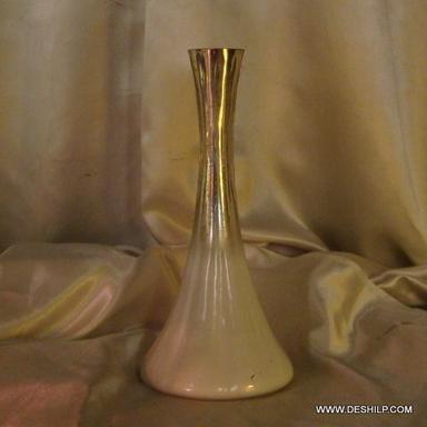 Glass Antique Shape Flower Vase Bottom Diameter: 3-5 Inch (In)