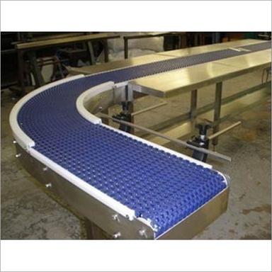 Metal 90 Degree Bend Modular Conveyor Belt With Work Table