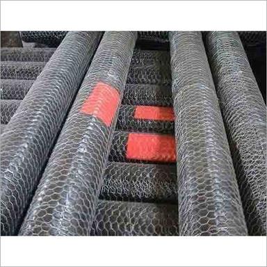 Poultry Chain Link Rolls - Feature: Durable