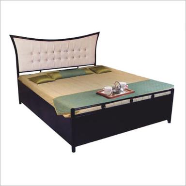 Metel bed