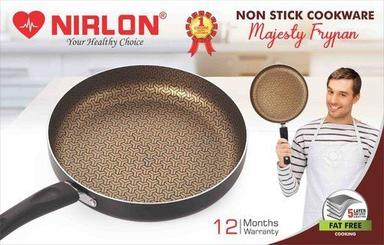  Nirlon Majesty नॉन-स्टिक एल्युमिनियम पॉट्स एंड पैन किचन यूटेंसिल फ्राइंग पैन 1.8 लीटर हैंडल इंटीरियर कोटिंग के साथ: 5 लेयर नॉनस्टिक कुकवेयर कोटेड 