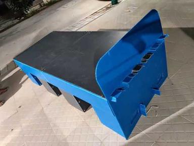 Blue And White Plastic Corrugated Isolation Bed