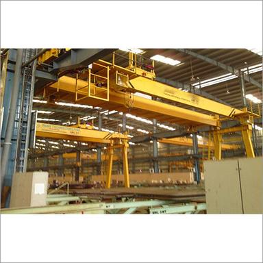 Semi Goliath Crane Application: Factory
