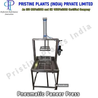 Pneumatic Paneer And Tofu Press Capacity: 25 Kg/Hr