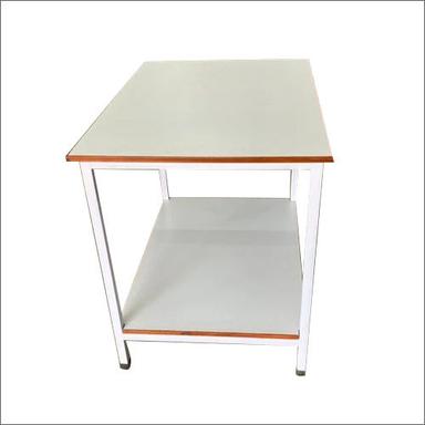  नीचे के बिना सफेद 30X42 इंच प्रेसिंग टेबल