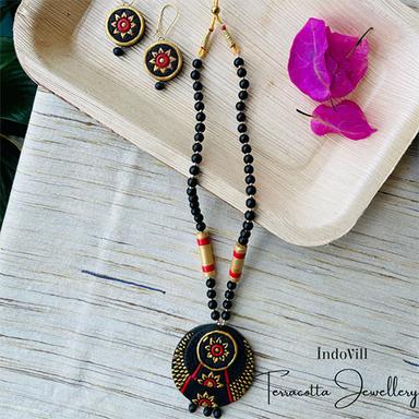 Black Wheel Pendent Terracotta Jewellery Gender: Women