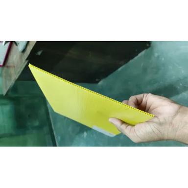 Yellow Corex Corrugated Flute Board