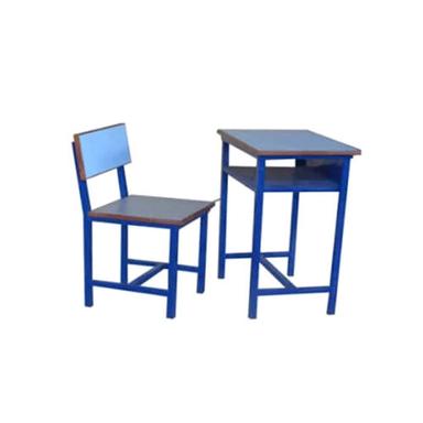 ब्लू क्लासरूम टेबल और चेयर