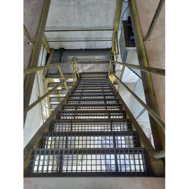  एफआरपी सीढ़ी झंझरी आवेदन: औद्योगिक