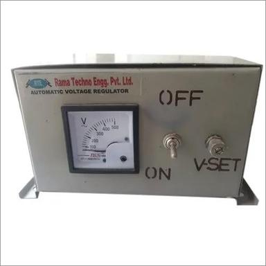  AVR इलेक्ट्रिकल वोल्टेज रेगुलेटर करंट: AC वाट (W)