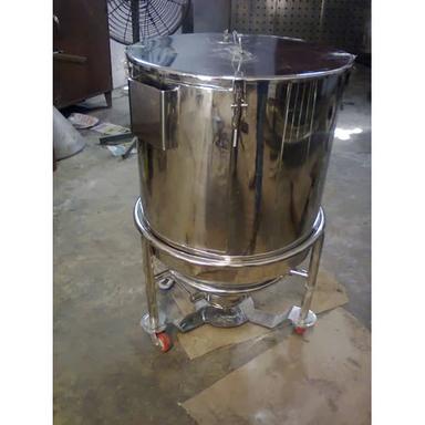 Stainless Steel Ipc Container With Trolley Application: Industrial