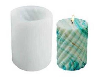 Can Shape Candle Moulds (Multicolor)