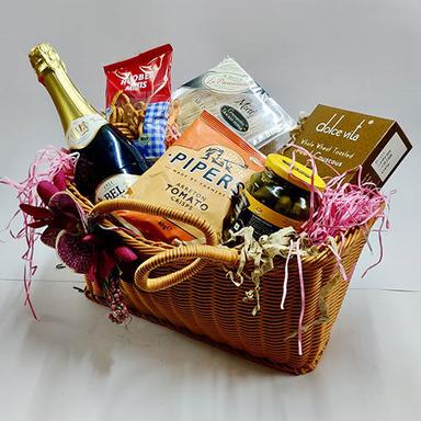 Multicolor Gift Hampers