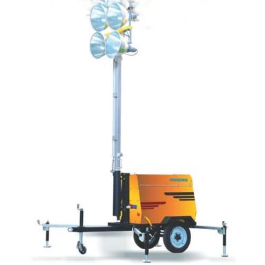 Mobile Lighting Tower For Road Constructions - Color: Silver And Yellow