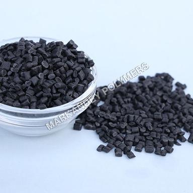 Black Supreme Granules Grade: Industrial Grade