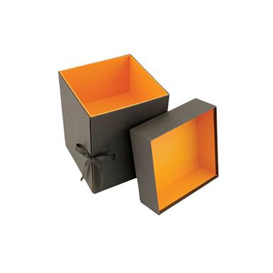 Black Custom Packaging Box