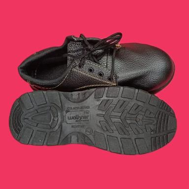 As Per Requirement Black Pu Safety Shoe