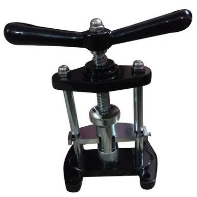 Semi Automatic Pellet Press