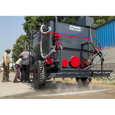 Semi-Automatic Multi Nozzle Tractor Mounted Bitumen Sprayer