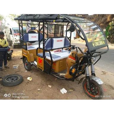 Electric Rickshaw E Rickshaw Battery Life: 3 Years