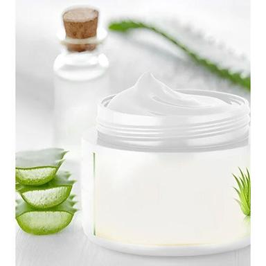 Aloe Vera Moisturizing Cream - Characteristics: 100% Natural