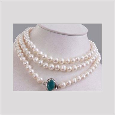 Carbon Steel Pearl Necklace With Silver Emerald Clasp