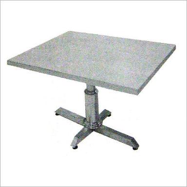 Durable Square Shape Hotel Dinning Table