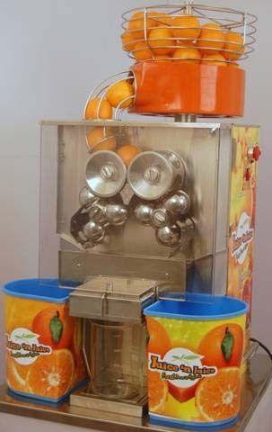 Orange And Pomegranate Juice Machine