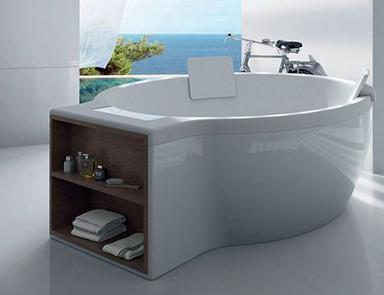 Ceramic Bath Tub