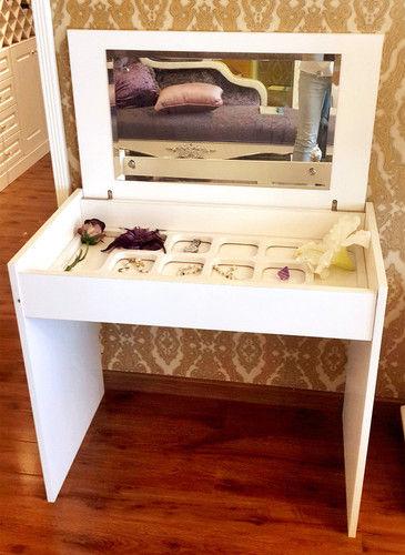 White Luxurious Bedroom Makeup Jewellery Dresser With Mirror