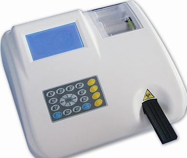 Urine Analyzer 