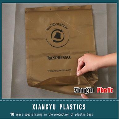 Plastic Stand Up Zipper Bags