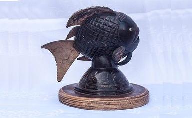 Coconut Shell Craft Fish Size: 29 Inches