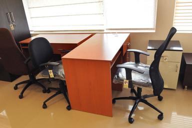 Laminate Office Computer Table