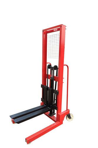 Hand Forklift Handling Mini 0.5Ton Manual Lift Stacker Lifting Capacity: 0.5 Tonne