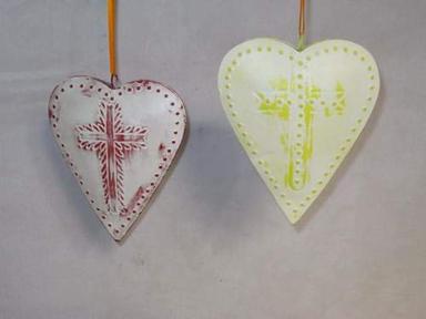 Heart Shape Christmas Wall Hanger