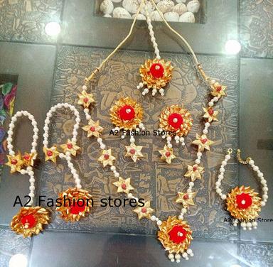 Handmade Gota Flower Necklace Gender: Women