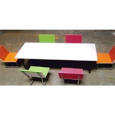  बच्चों के रंग का स्टडी टेबल डिज़ाइन: बोर्ड 