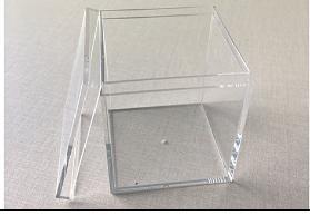  कैंडी के लिए वेडिंग फेवर बॉक्स छोटा प्लास्टिक बॉक्स 55x55mm 