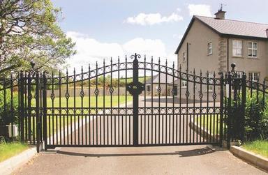 Metal Gate