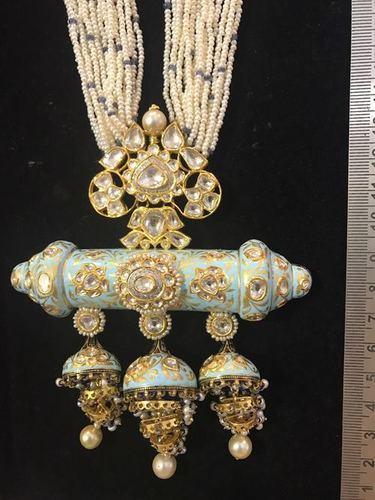 Kundan Meena Fashionable Pendant