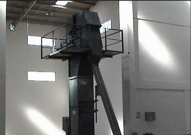 Durable Raw Material Elevator