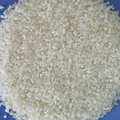 White Color 100% Broken Rice Rice Size: Short Grain