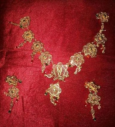 Ladies Fancy Jaal Jewellery Set