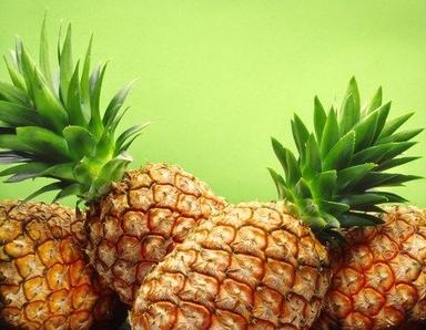 Queen Fresh Organic Pineapple Fruit