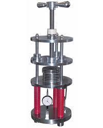 Compression Set Apparatus